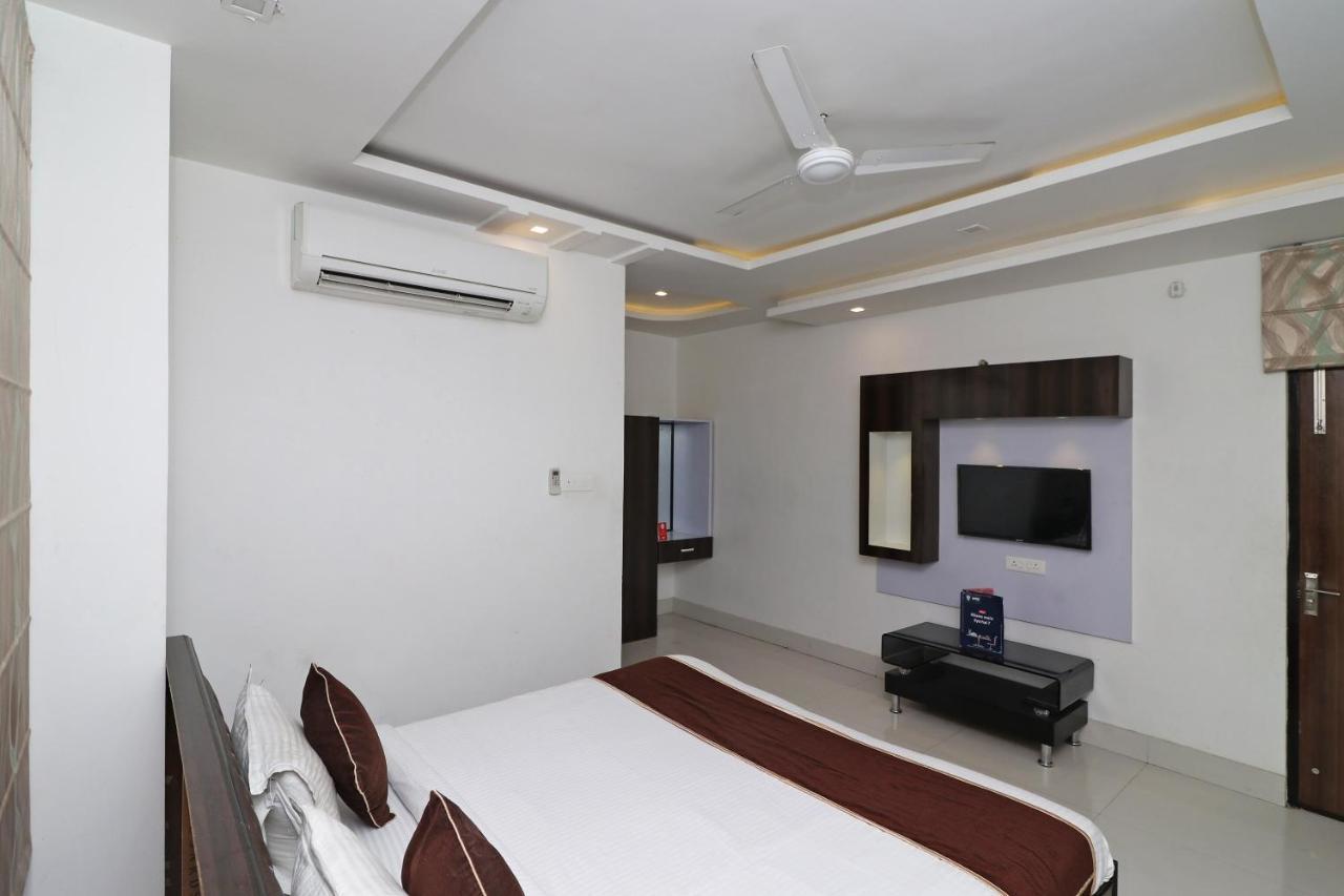 Oyo 8837 Hotel Surya Galaxy Kanpur Exterior foto