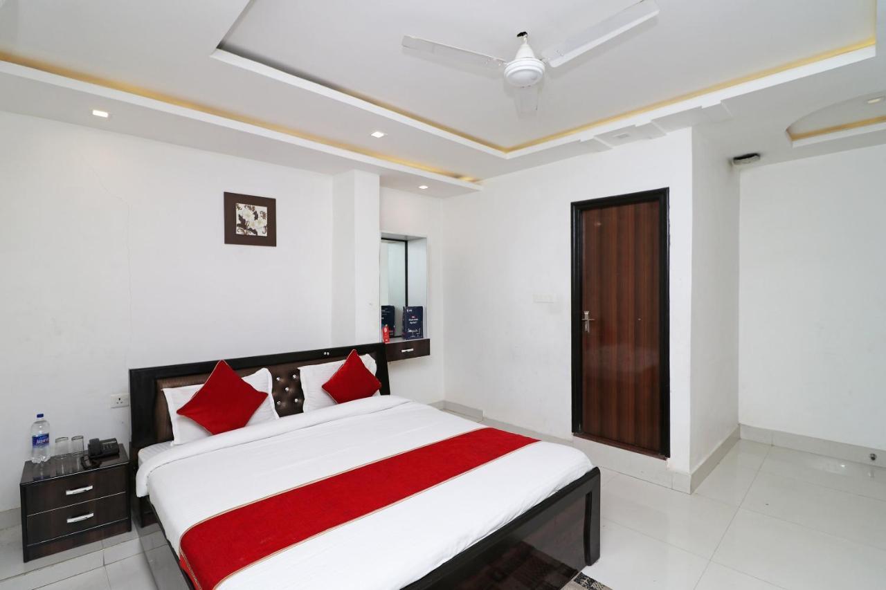 Oyo 8837 Hotel Surya Galaxy Kanpur Exterior foto
